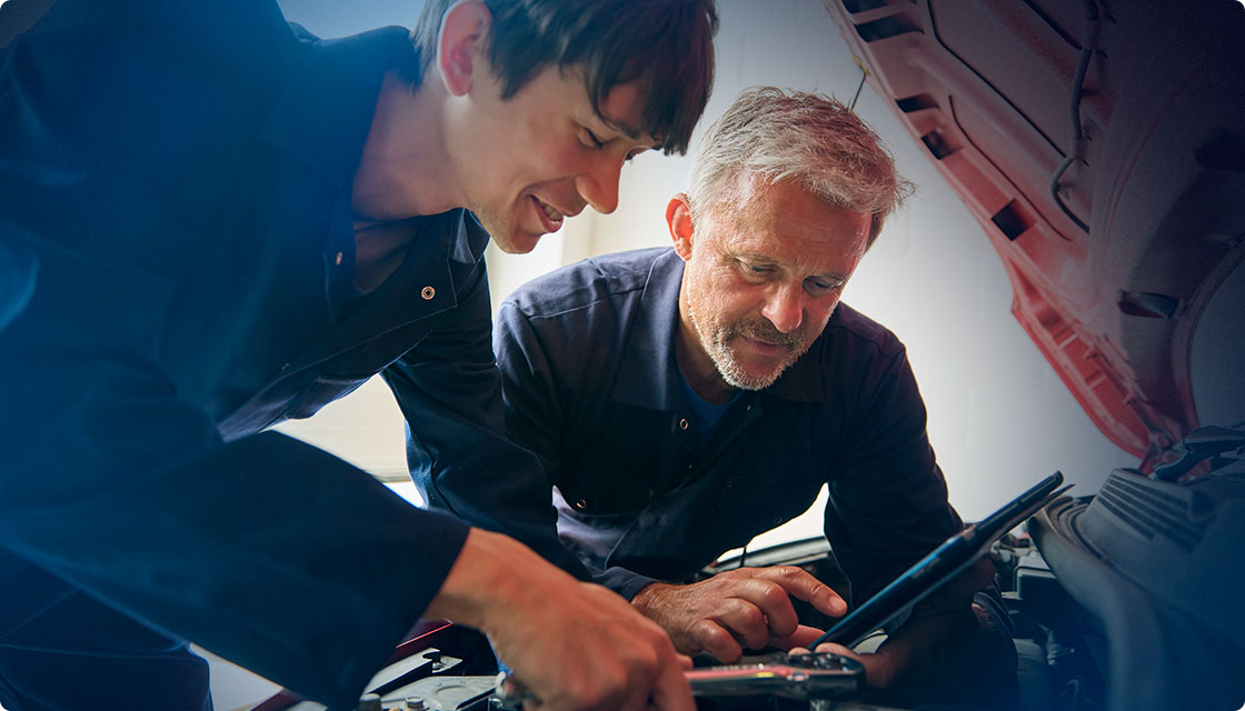 Capacitação técnica e crescimento no setor de auto elétrica Capacitação técnica e crescimento no setor de auto elétrica